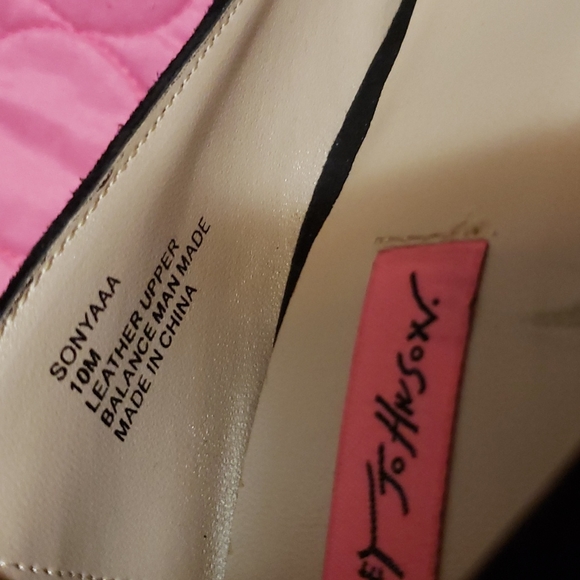 Betsey Johnson Black Velvet heels - Picture 9 of 9